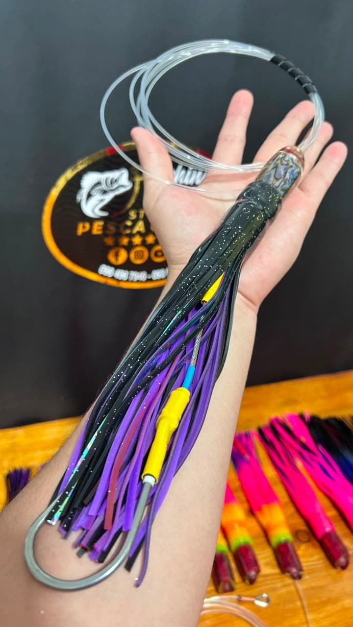 Señuelo Currican Trolling Pesca Con Fe 10" (Negro Linea Roja)